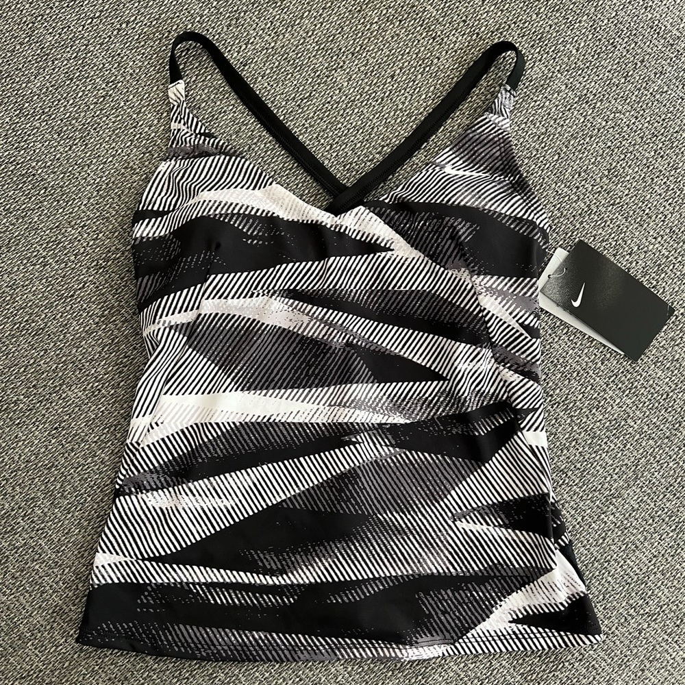 NIKE. *NEW* Tankini swim top. Criss cross adjustable back straps. Size S.